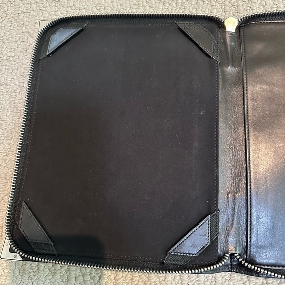 100% Leather Alexander Wang Clutch & iPad Case - Picture 3 of 4